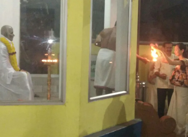 Foreign Devotees & Visitors photo 4