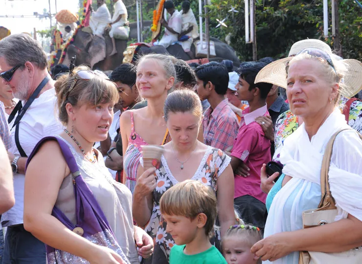 Foreign Devotees & Visitors photo 9